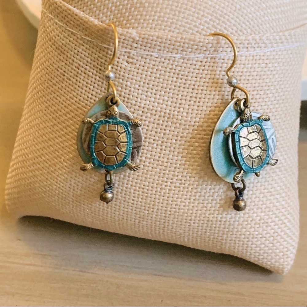 Mixed tone earrings from Hawaii, sea turtle